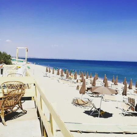 Luisa * Sellia Marina